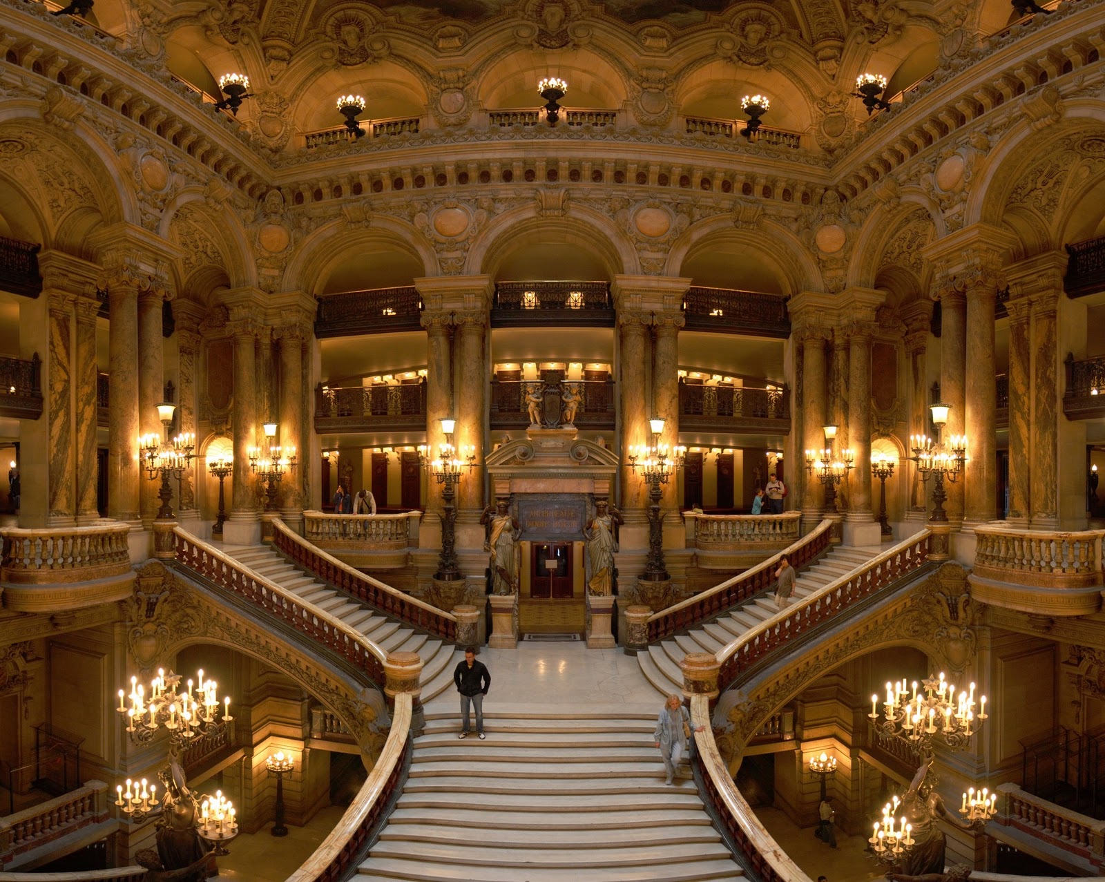 PengenUuk Palais Garnier