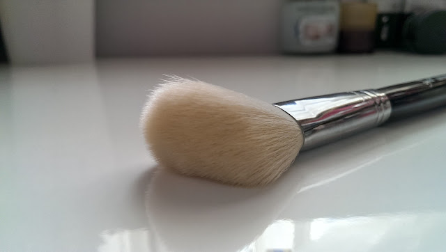 Closeup of the Sigma F40 brush