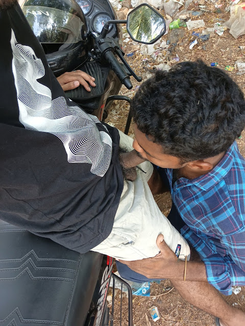 Sunni Oombum Aangal - Men Oral Sex in Public Place