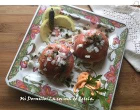 https://lacocinadeestela.blogspot.com/2019/07/semiesferas-de-salmon-ahumado-rellenas.html