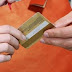Μόνο τις τράπεζες εξυπηρετεί το μέτρο για τη χρήση καρτών στις αγορές εμπορευμάτων άνω των 70 ευρώ