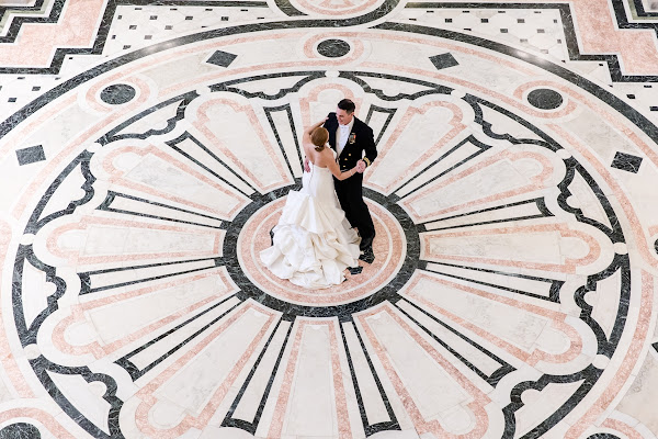 Annapolis MD Wedding at Naval Academy Chapel and Severn Inn by Heather Ryan Photography