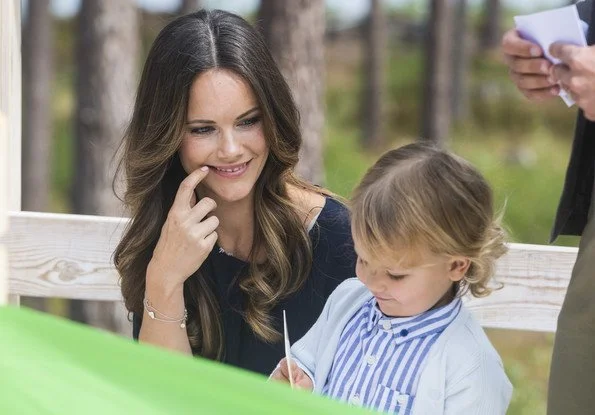 Prince Carl Philip, Princess Sofia and Prince Alexander, the Duke of Södermanland County visited the Nynas Nature Reserve