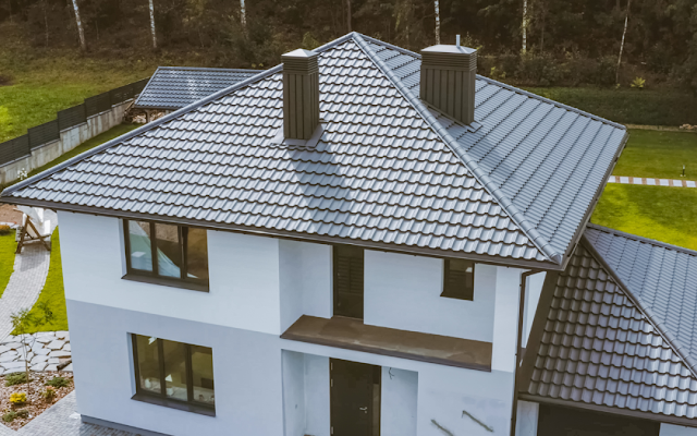 Top Roofing Material Choices for Residences in 2023