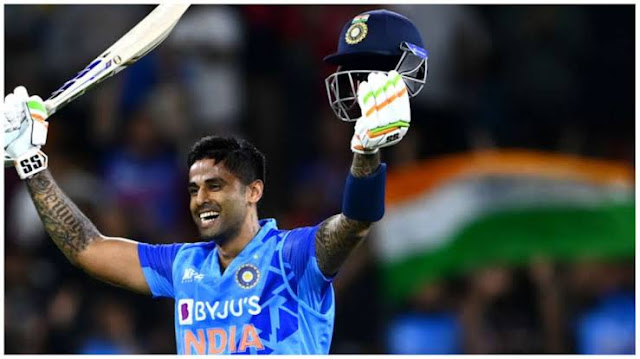 IND vs AUS: सूर्यकुमार यादव का टेस्ट में नहीं चला बल्ले का जादू, गेंद से फर्स्ट क्लास में बिखेरा है जलवा