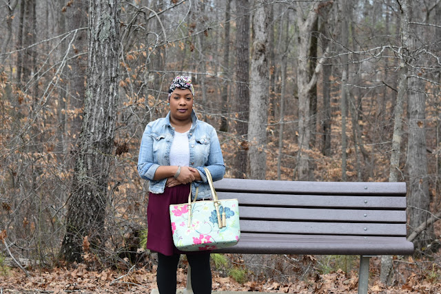 Island-Inspired Tote Bag from Spartina 449 that Has Me Ready to Hit the Beach  via  www.productreviewmom.com