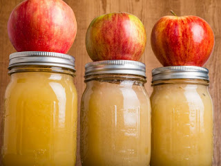 How To Can Homemade Applesauce - Step By Step Instructions For Canning And Storing Fresh Apples