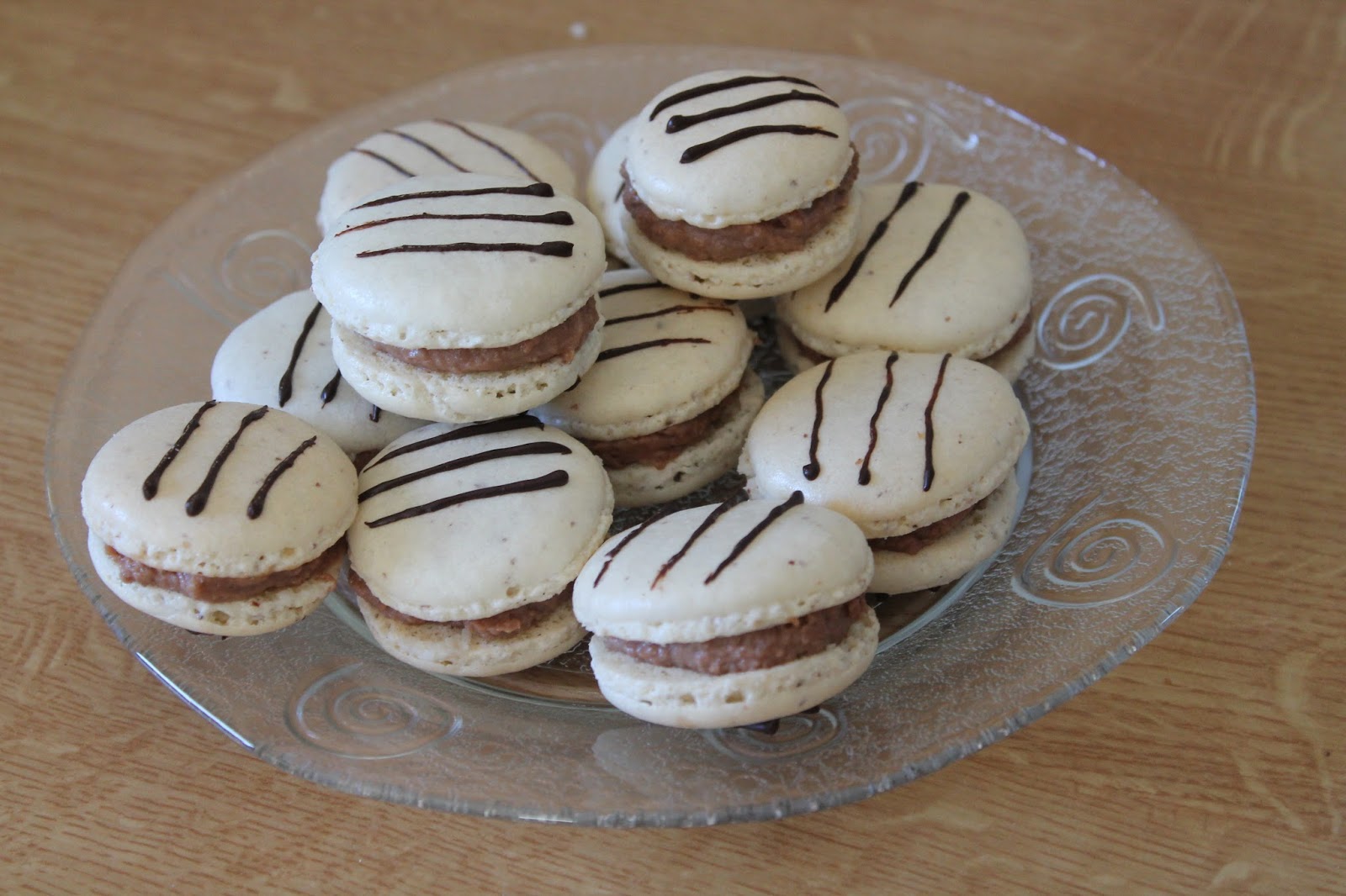  Macarons  aux Kinder  Bueno