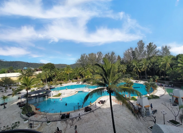 View dari Kamar Harris Resort Waterfront Marina Batam