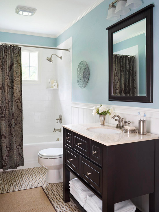 Bathroom Wall Colors Ideas : Small Bathroom Colors | Small Bathroom Paint Colors ... - I love benjamin moore's sebring white, a very faint gray with just a hint of pigment.