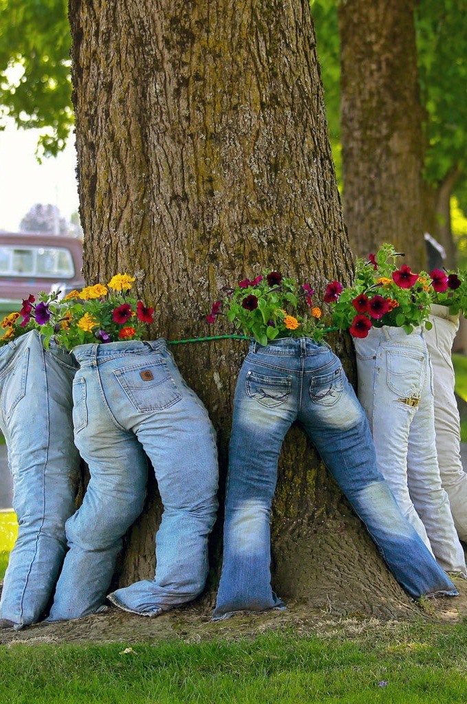 An amazing collection of gardening activities for kids- so many neat ideas! {OVER 50 ACTIVITIES}
