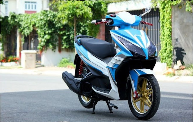 Sơn phối màu xe Airblade 2012 trắng xanh cực đẹp