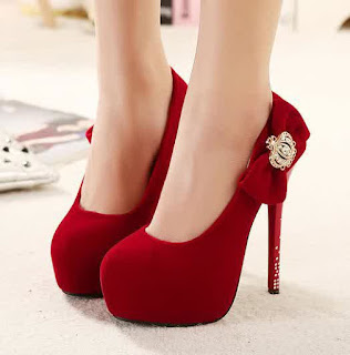 Model Sepatu High Heels Wanita Warna Merah 2016