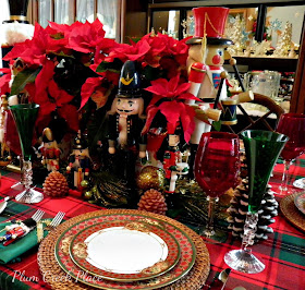 Christmas tablescape, Nutcrackers, Noritaki Royal Hunt, Noel wine flutes 