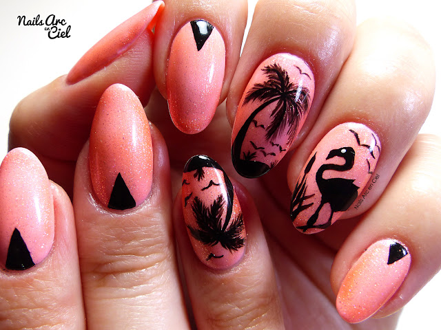 Nail Art - Flamant rose tropical et cocotiers par Nails Arc en Ciel