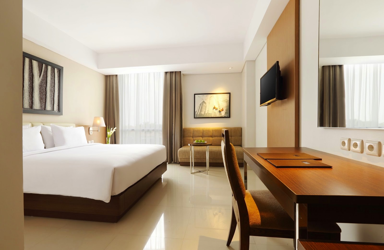 Hotel Santika Premiere Gubeng Surabaya  Akses Mudah Cari 