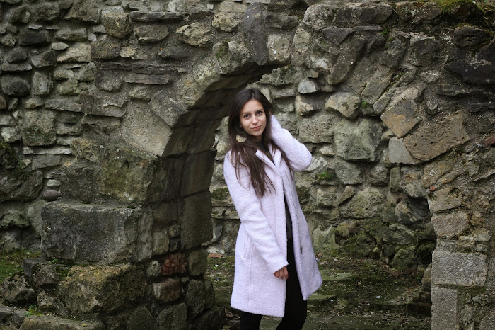 Pink Wool Coat New Look Southampton old town wall ruins Nevena Krstic gardens