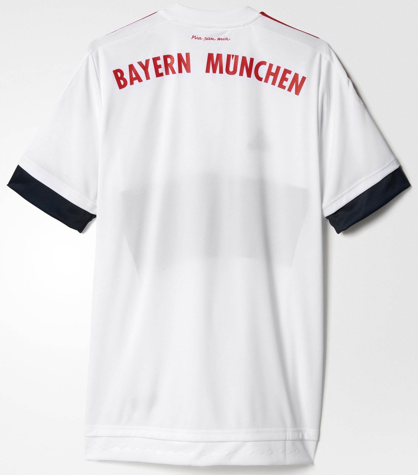 FC Bayern München 15-16 Kits Released - Footy Headlines