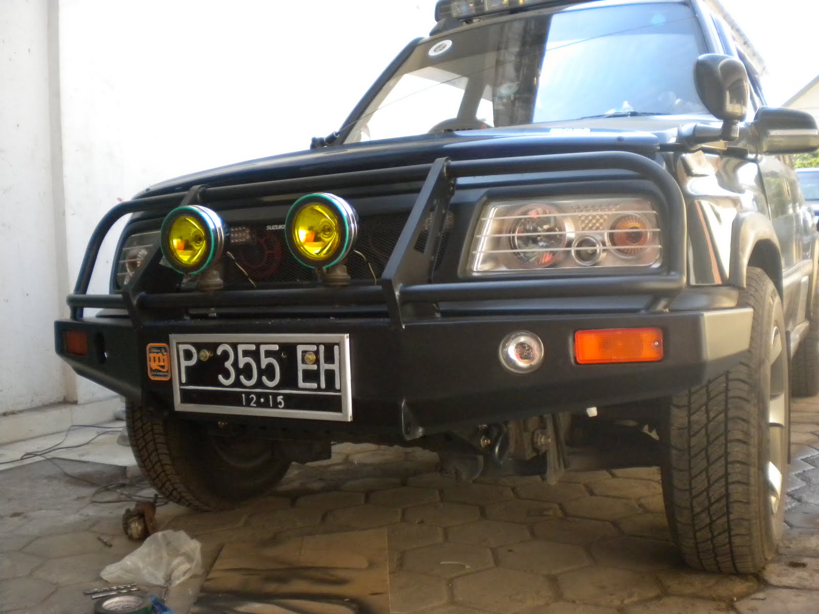 TOKO AKSESORIS JIP BUMPER VITARA ESCUDO SIDEKICK MODEL ARB