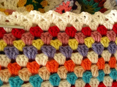 crochet-double-vstitch-edging