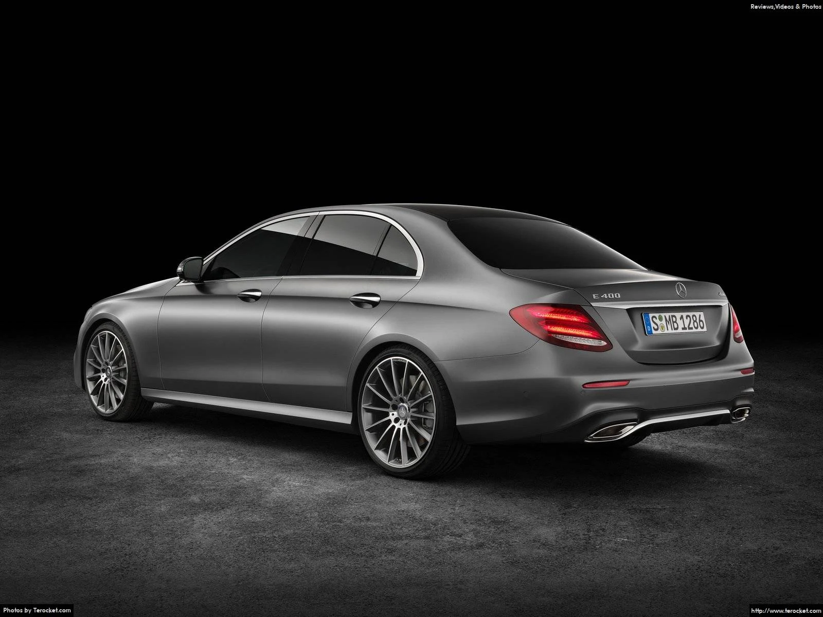 Hình ảnh xe ô tô Mercedes-Benz E-Class 2017 & nội ngoại thất