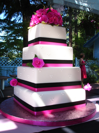 pink black wedding cakes