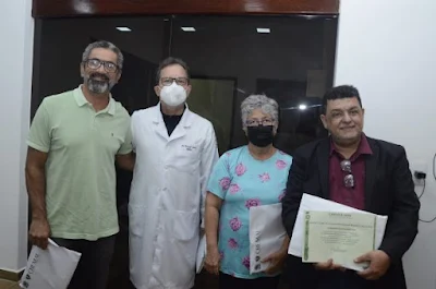 Foram eleitos para o Comitê de Ética Médica do HGE: Fernando Antônio Pedrosa Fidelis (presidente), Fernando Antônio Gomes de Andrade (vice-presidente) e Eliana da Silva Littes (secretária). Como suplentes estão: Apolônio Chrisóstomo de Carvalho, Maria de Lourdes Gusmão Dias e Jacob Rêgo de Miranda