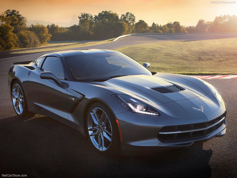 9 Things You Need to Know About the C7 Corvette