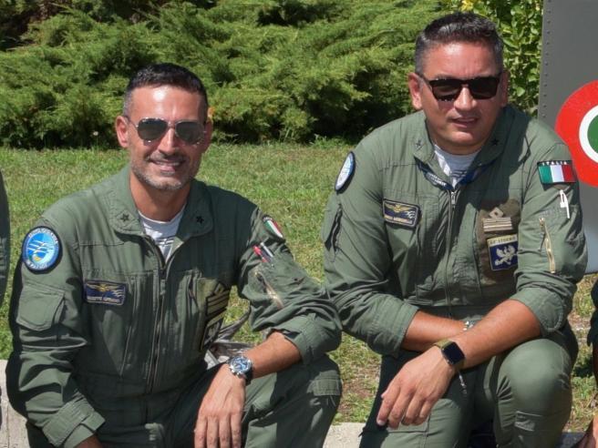 Due aerei si schiantano in volo a Guidonia, morti piloti: uno è il colonnello tarantino Giuseppe Cipriano