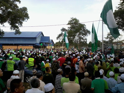 Gambar Perarakan Calon Pas Dan Barisan Nasional Pilihanraya Kecil Kuala Besut