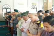 Doakan Korban Gempa Cianjur, Polres Lhokseumawe Gelar Sholat Gaib