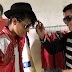 Video: Jovem viraliza nas redes sociais por ter voz parecida com a de Michael Jackson