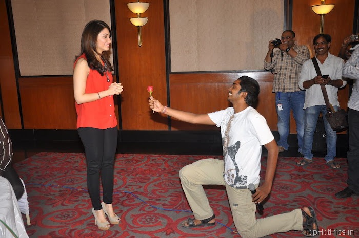 Tamanna Bhatia hot in red at radio pics 6