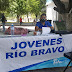 Sigue entrega de la tarjeta joven, en la plaza...frente a la Presidencia Municipal