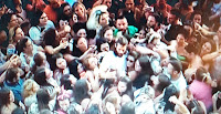 Bitter Sweet : Can Yaman in Italia! Fans impazzite per lui! Bitter Sweet : Can Yaman in Italia! Fans impazzite per lui!