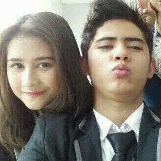 Koleksi Foto Romantis Aliando Dan prilly Latuconsina