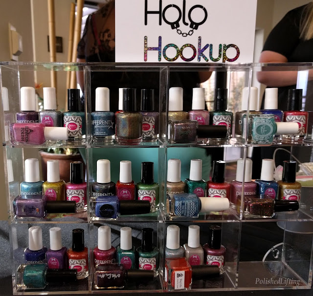 nail polish display