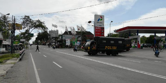 Markas FPI di Yogyakarta Diserang, Masa PDIP