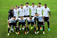 SELECCIÓN DE ALEMANIA - Temporada 2015-16 - Neuer; Kroos, Hector, Hummels, Mário Gómez, Khedira, Jerome Boateng; Draxler, Kimmich, Thomas Müller y Özil - ALEMANIA 3 (Boateng, Mario Gómez, Draxler) ESLOVAQUIA 0 - 26/06/2016 - Eurocopa de Francia 2016, octavos de final - Lille, Francia, Stade Pierre-Mauroy