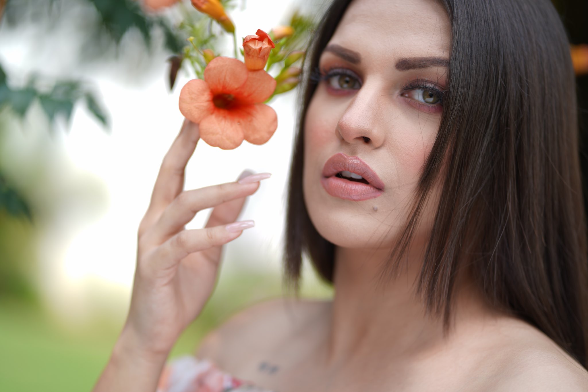 Himanshi Khurana HD UHD Photo Shoot