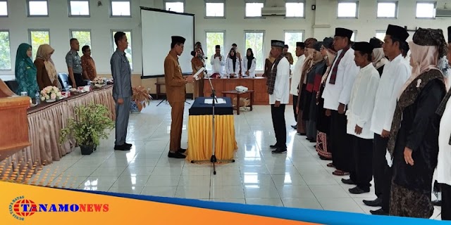 Tingkatkan Perlindungan Terhadap Anak, Bupati Safaruddin Kukuhkan Pengurus FK-KPAN periode 2024-2029