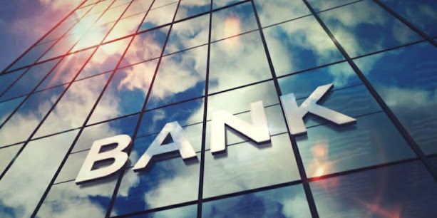 How Many Jobs Are Available in Banks