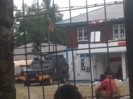 Ibadah Hut Kantor KNPB Timika, TNI-Polri Geledah & Menangkap 6 Aktivis KNPB