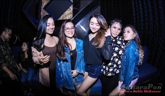 DE JAVU™ ~ LADIES DISCO 2018 ( DJ BREAKBEAT TERBARU 2018 )