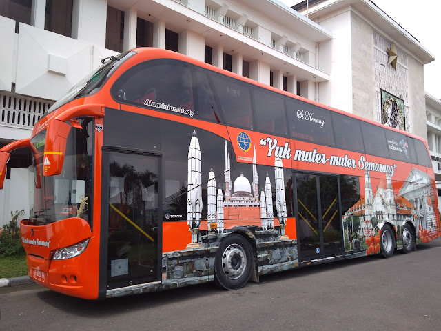 Kenang, double decker bus Semarang