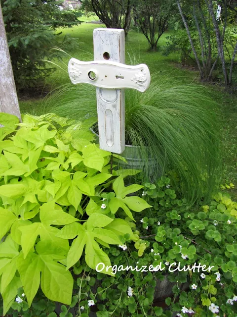 Shabby Garden Crosses