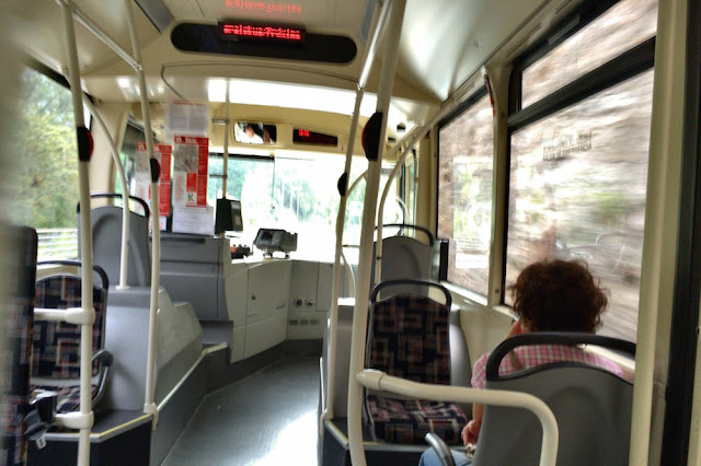 Interior del autobús municipal Kbus