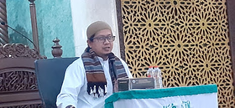 Calon Sales Saos Kecap Berangkat Haji, Cerita Masa Lalu Ustadz Faris