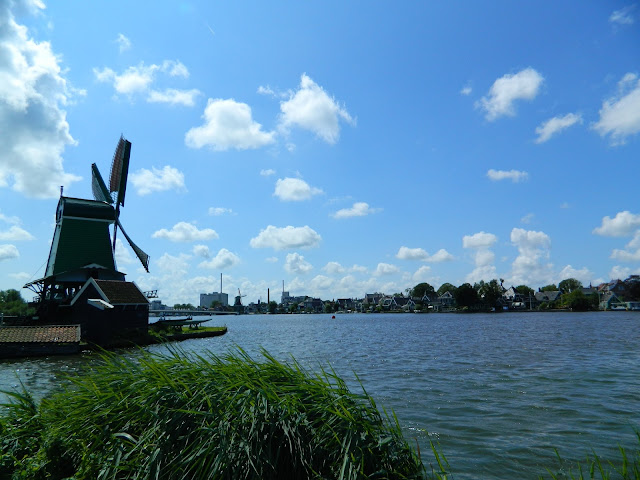 Zaandam Nord, mar, molinos, Holanda, verano, summer, zuecos, viajes, travel, colores