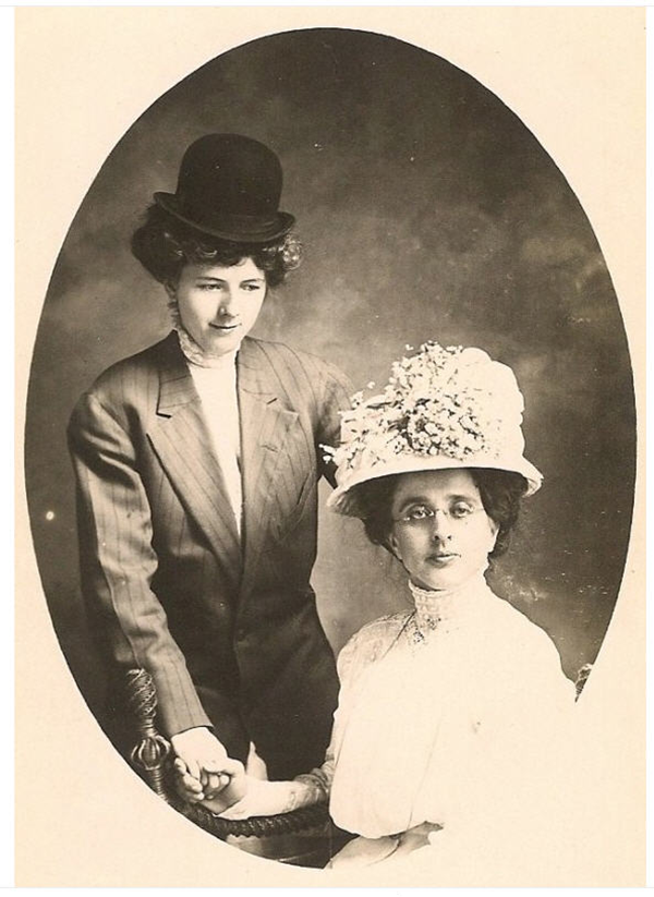 Crossdressing couple, circa 1910